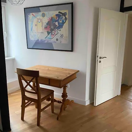 Fachwerkhaus An Der Stadtmauer