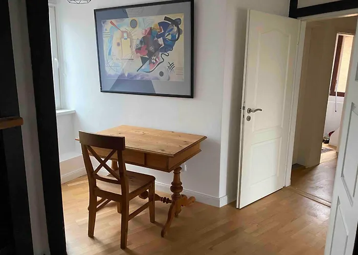 Fachwerkhaus An Der Stadtmauer